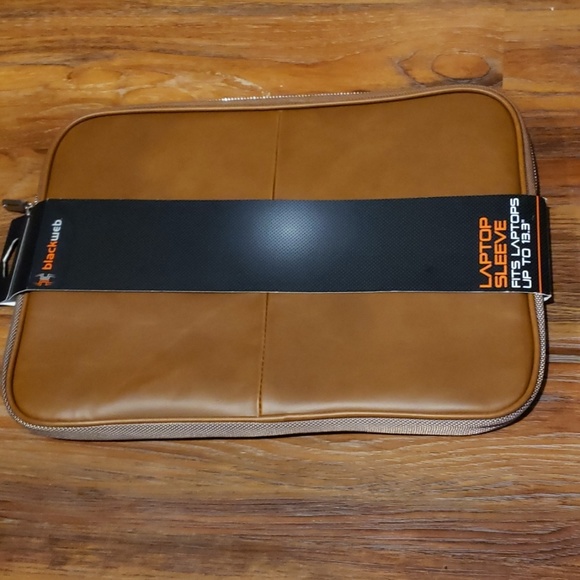 NWOT Black Web Laptop Sleeve - Picture 1 of 4